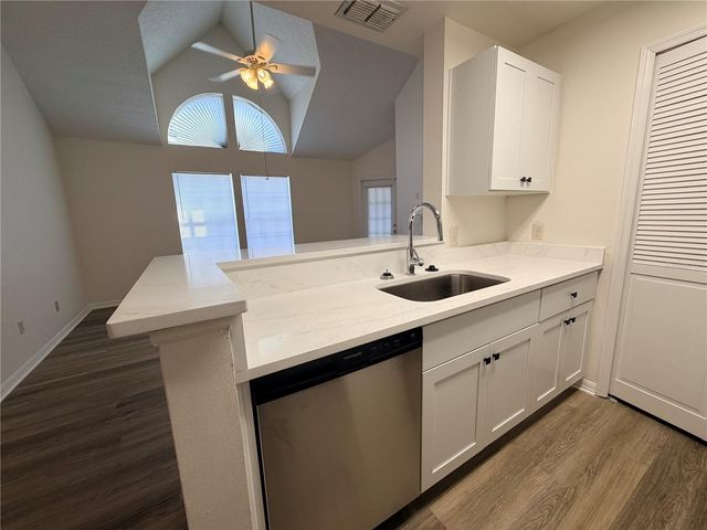 6184 WESTGATE DRIVE 204, Orlando, FL 32835