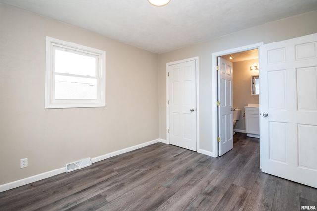 1020 FALL Street, Pekin, IL 61554