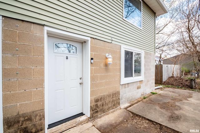 1020 FALL Street, Pekin, IL 61554