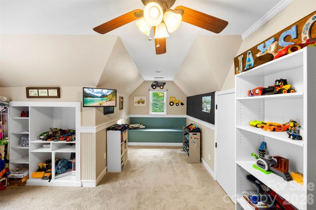 10112 Windtree Lane, Charlotte, NC 28215