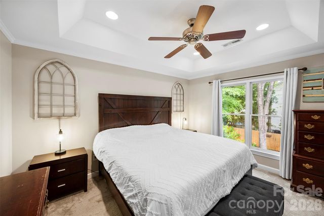 10112 Windtree Lane, Charlotte, NC 28215