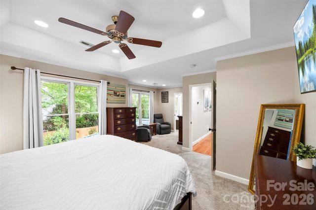 10112 Windtree Lane, Charlotte, NC 28215