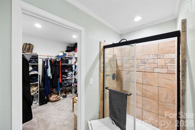 10112 Windtree Lane, Charlotte, NC 28215