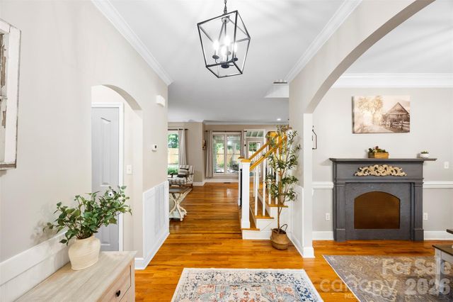 10112 Windtree Lane, Charlotte, NC 28215