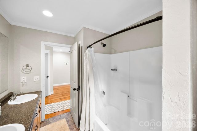 10112 Windtree Lane, Charlotte, NC 28215