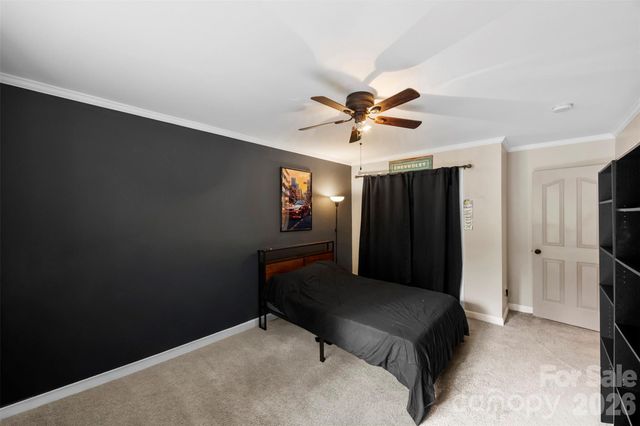 10112 Windtree Lane, Charlotte, NC 28215