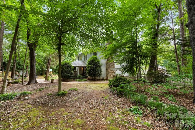 10112 Windtree Lane, Charlotte, NC 28215