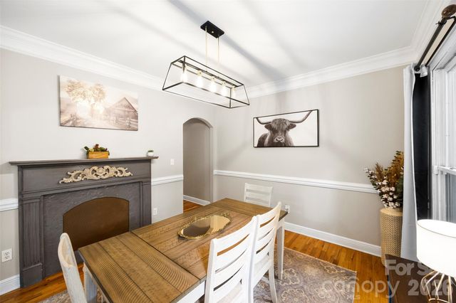 10112 Windtree Lane, Charlotte, NC 28215