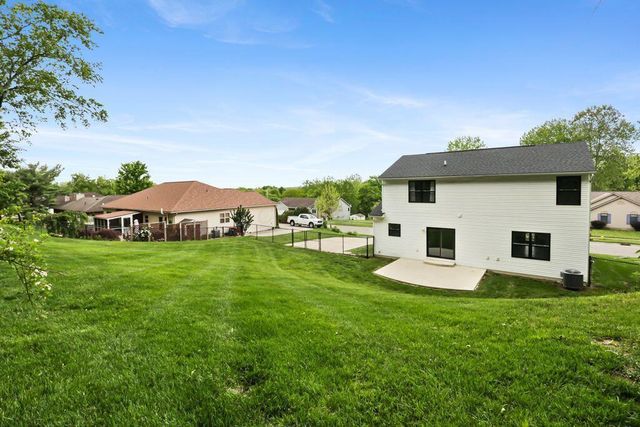 1285 Bluejack Lane, Heath, OH 43056
