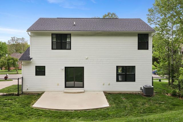1285 Bluejack Lane, Heath, OH 43056