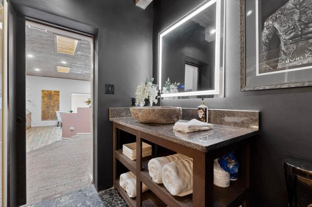 4106 Rio Grande Boulevard NW, Albuquerque, NM 87107