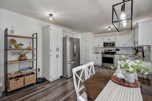 3501 N 28th Street, Ozark, MO 65721