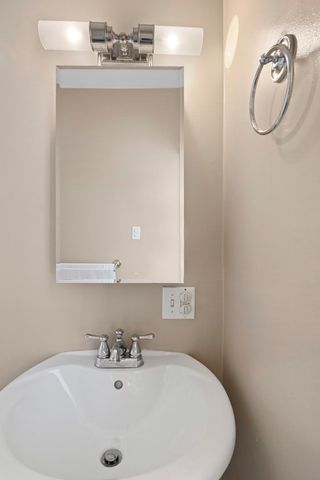 99 Washington Street 21, Salem, MA 01970