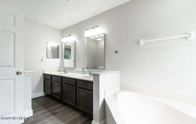 557 GRAND PARKE Drive, St. Johns, FL 32259