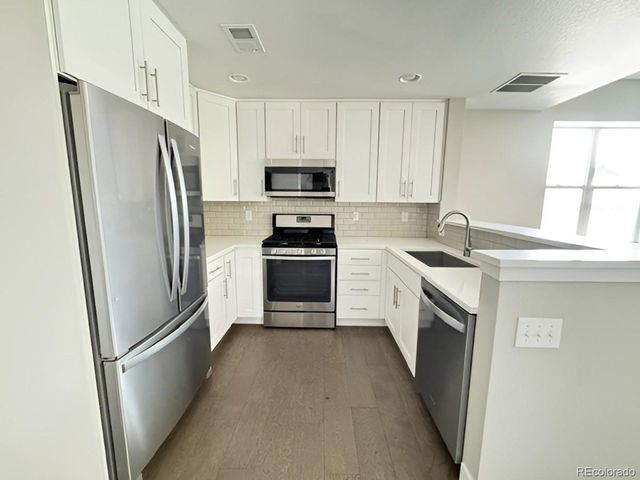 11137 E 25th Ave, Aurora, CO 80010