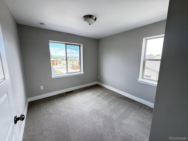 11137 E 25th Ave, Aurora, CO 80010
