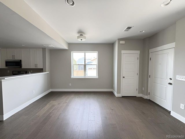 11137 E 25th Ave, Aurora, CO 80010