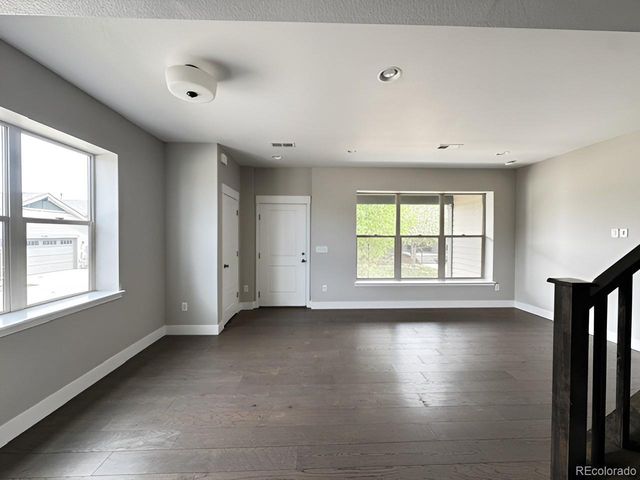 11137 E 25th Ave, Aurora, CO 80010