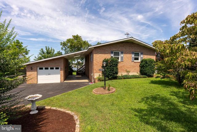 8818 AVENUE B, Baltimore, MD 21219