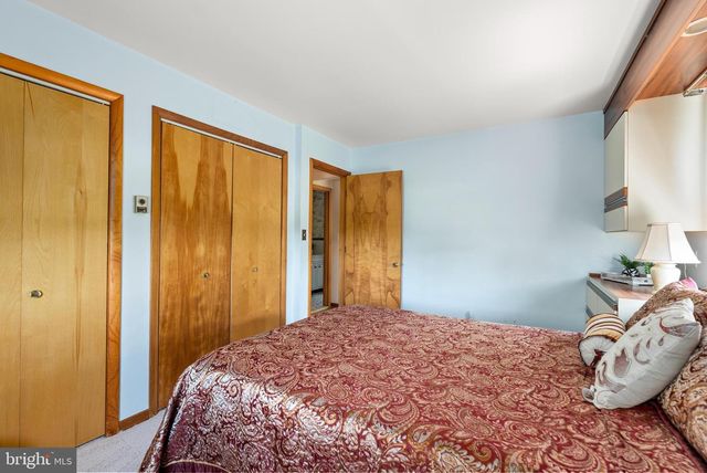 8818 AVENUE B, Baltimore, MD 21219
