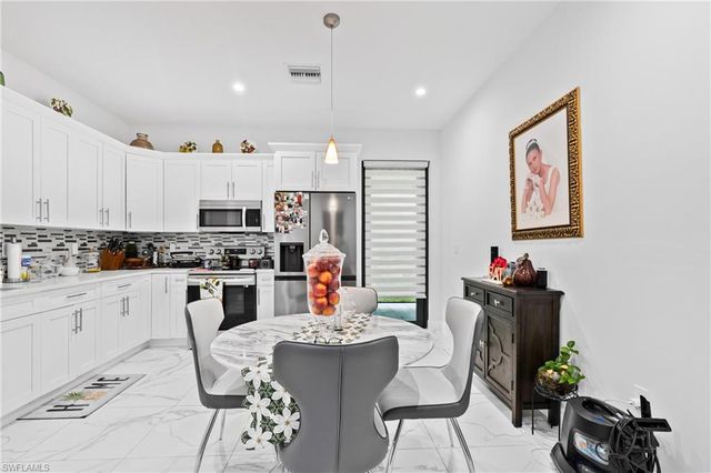 3486 40th AVE SE, Naples, FL 34117