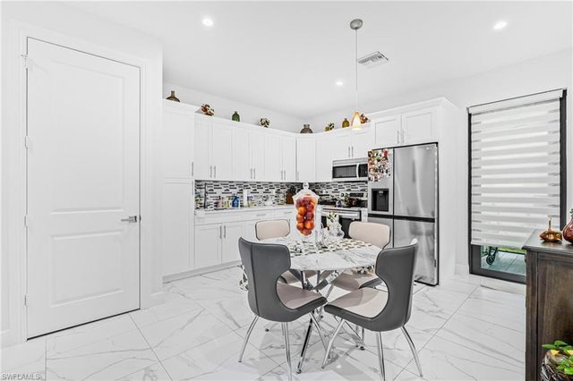 3486 40th AVE SE, Naples, FL 34117