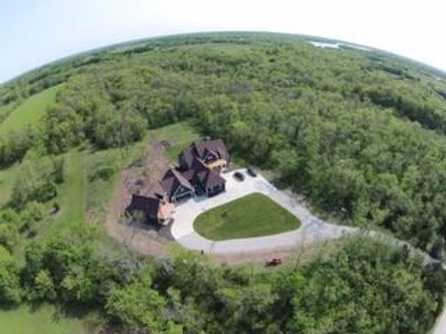 5763 W 335 Street, Louisburg, KS 66053