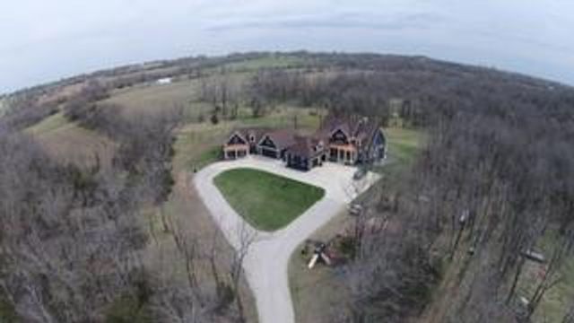 5763 W 335 Street, Louisburg, KS 66053