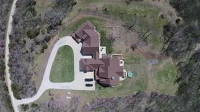 5763 W 335 Street, Louisburg, KS 66053