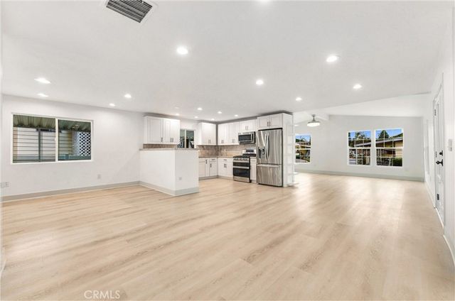 5215 E Chapman 75, Orange, CA 92869