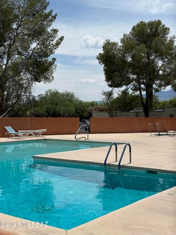 181 W Calle Del Ano, Green Valley, AZ 85614