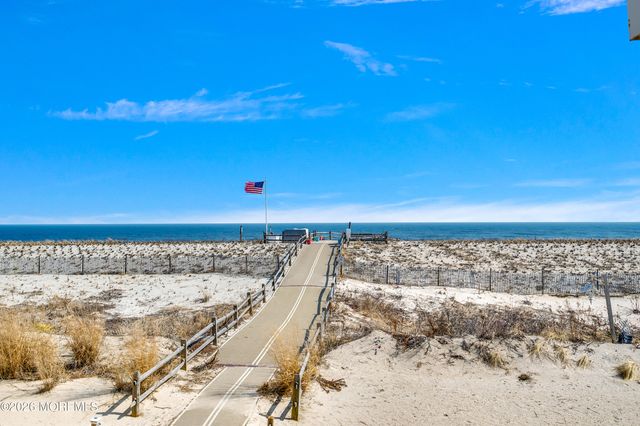 36 Dune Terrace, Ortley Beach, NJ 08751