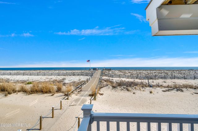 36 Dune Terrace, Ortley Beach, NJ 08751
