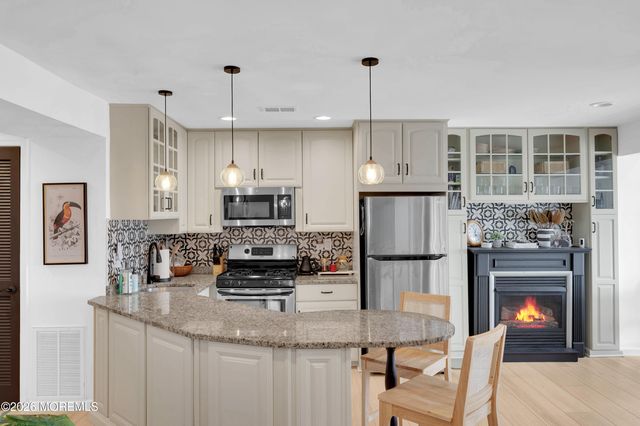 36 Dune Terrace, Ortley Beach, NJ 08751