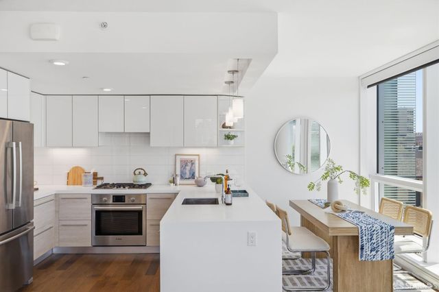 555 Fulton Street 432, San Francisco, CA 94102