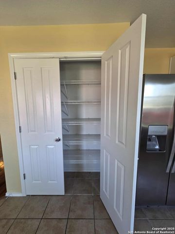 228 anvil, Cibolo, TX 78108