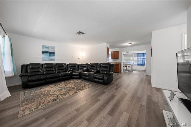 30 N Lincoln Avenue, Beverly Hills, FL 34465