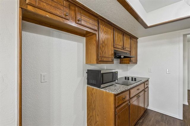 505 Crestview, Edmond, OK 73012