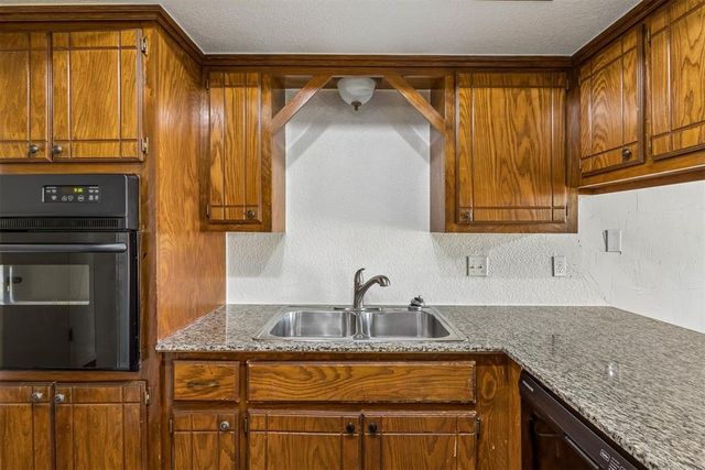 505 Crestview, Edmond, OK 73012