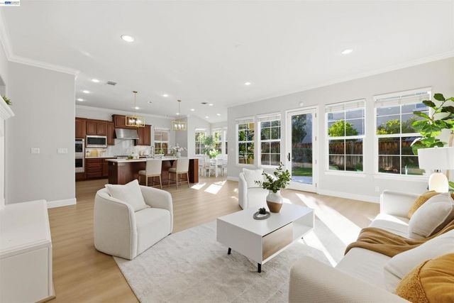 116 Macedon Ct, San Ramon, CA 94582