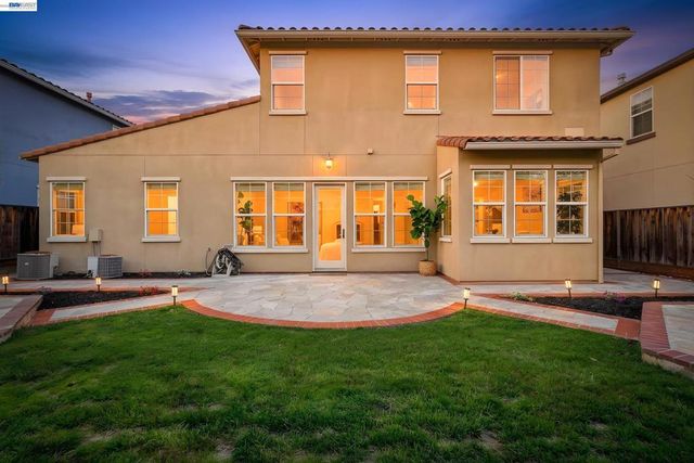 116 Macedon Ct, San Ramon, CA 94582