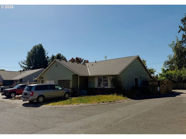 1462 Ne THOMAS Ct, Hillsboro, OR 97124