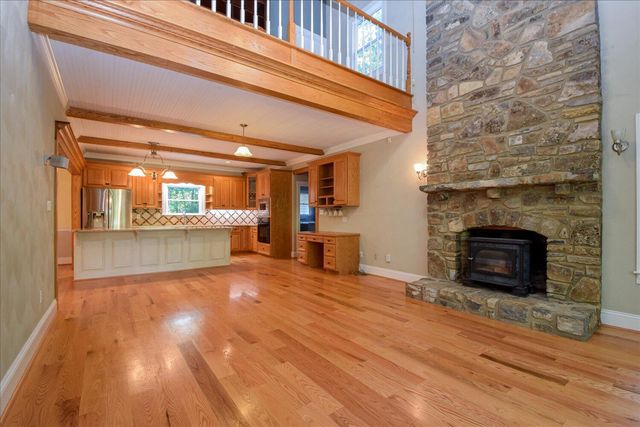 578 Kyles Mill RD, Buchanan, VA 24066