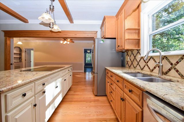 578 Kyles Mill RD, Buchanan, VA 24066