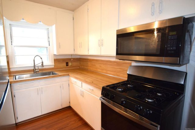 5917 Lee Avenue, Little Rock, AR 72205