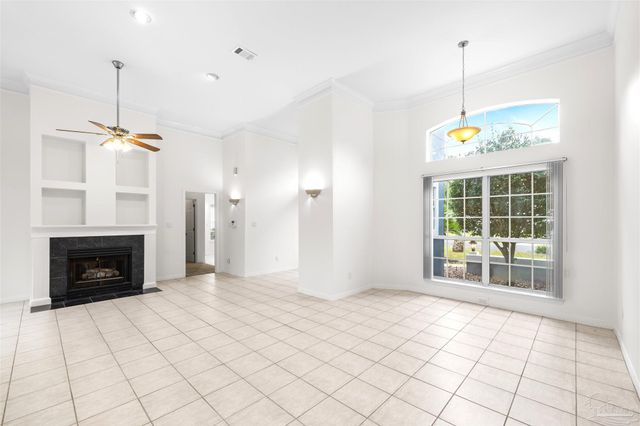 4314 Hidden Lakes Dr, Niceville, FL 32578