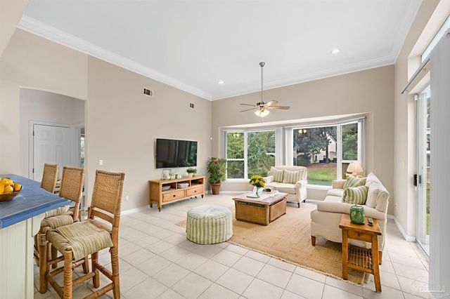 4314 Hidden Lakes Dr, Niceville, FL 32578