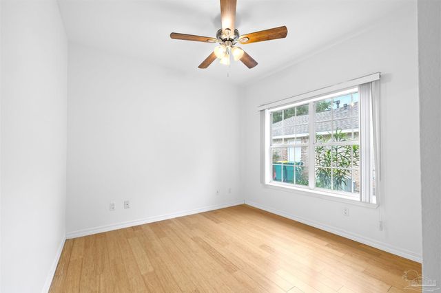 4314 Hidden Lakes Dr, Niceville, FL 32578