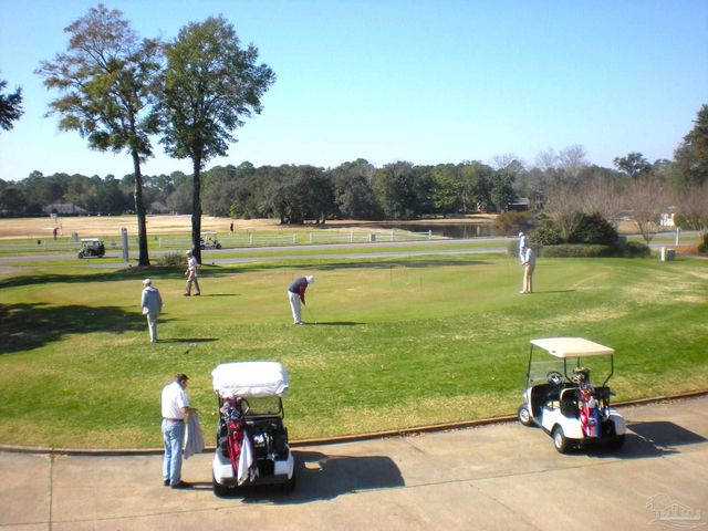 4314 Hidden Lakes Dr, Niceville, FL 32578