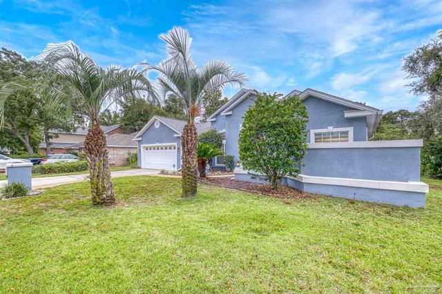 4314 Hidden Lakes Dr, Niceville, FL 32578
